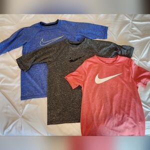 Nike Swim Dri-FIT Shirt Bundle - SPF 40+ Medium - Gray, Blue & Red 1/2 Sleeve